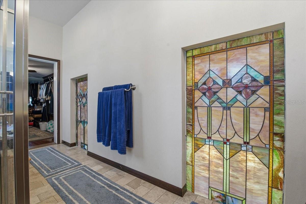 Image 57 of 100 For 208 Spring Boulevard