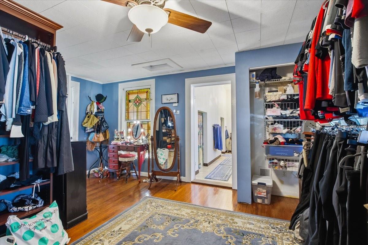 Image 60 of 100 For 208 Spring Boulevard