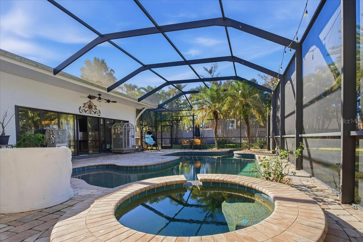 Image 72 of 100 For 208 Spring Boulevard