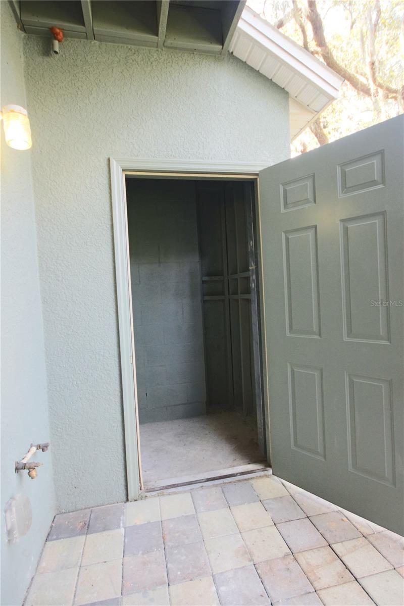 Image 16 of 39 For 5842 Nature Terrace Cove