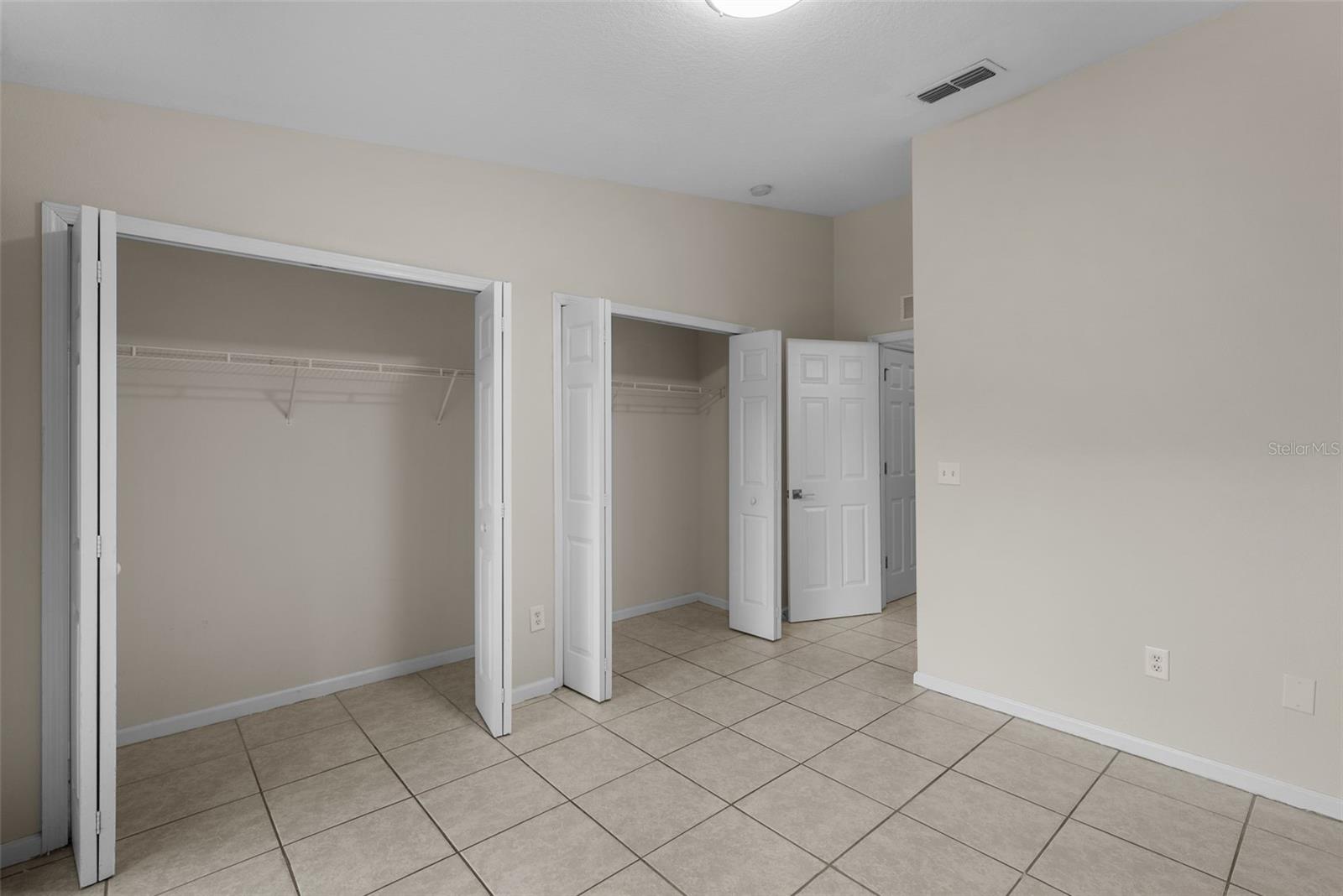 Image 27 of 39 For 5842 Nature Terrace Cove