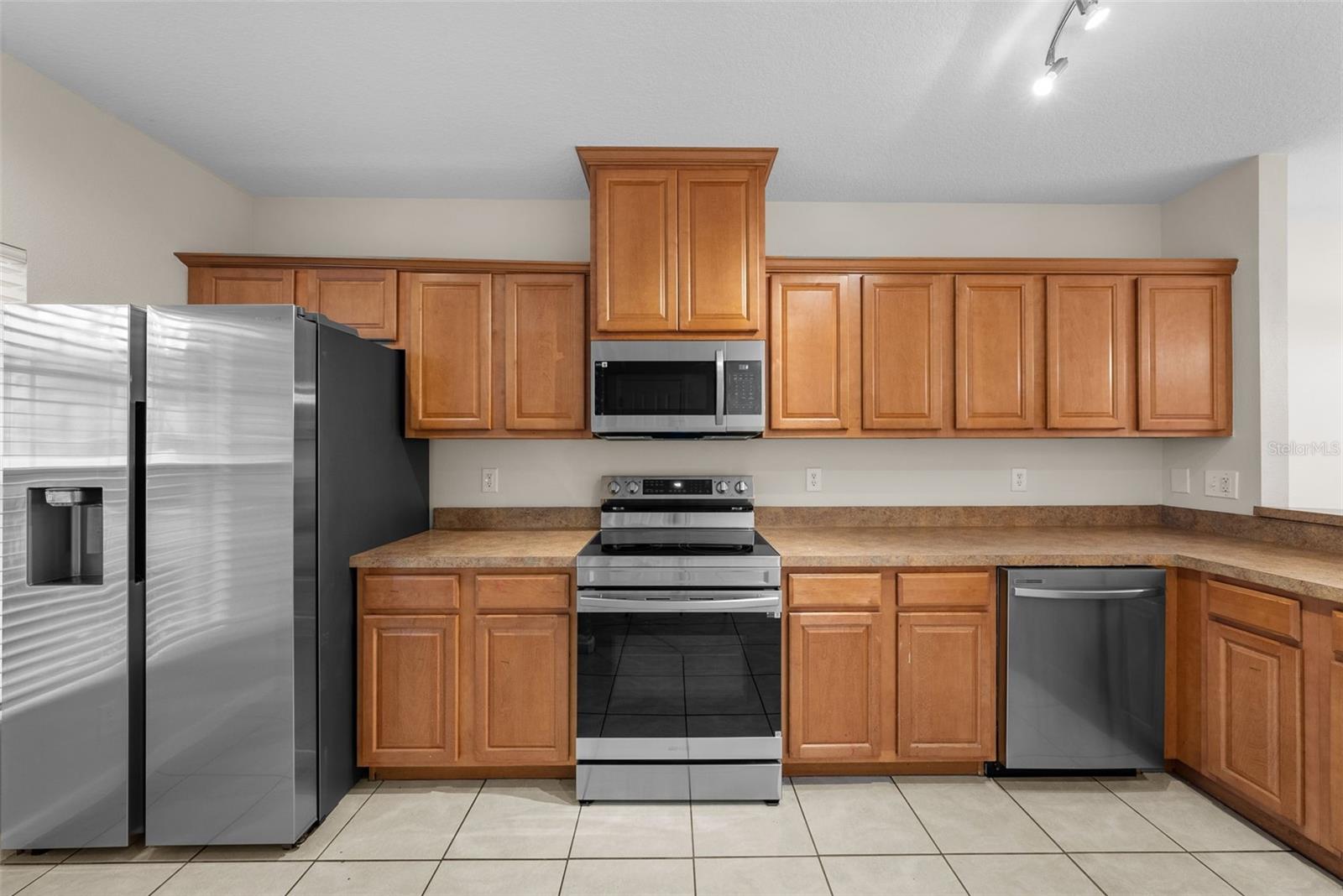 Image 5 of 39 For 5842 Nature Terrace Cove