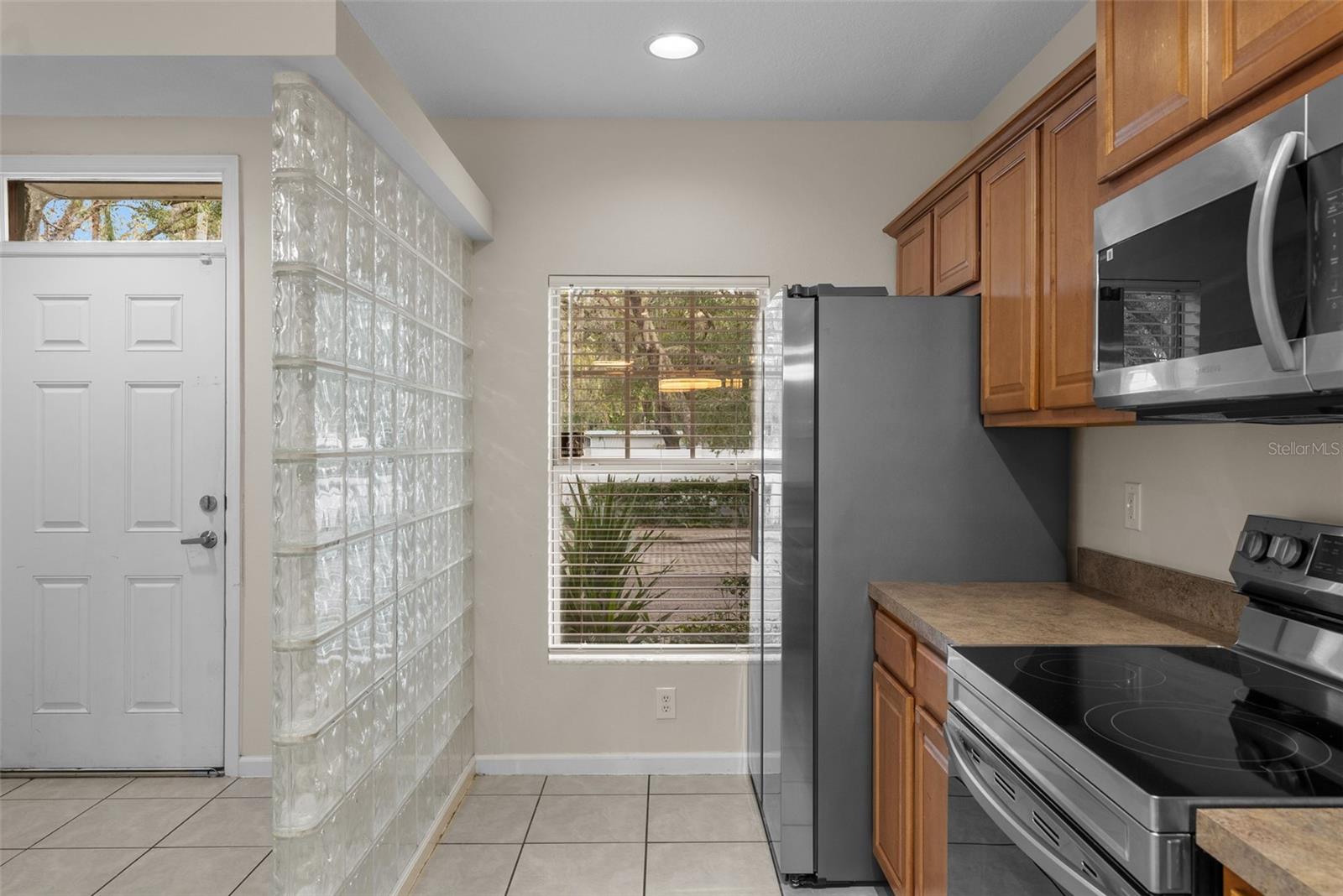 Image 8 of 39 For 5842 Nature Terrace Cove