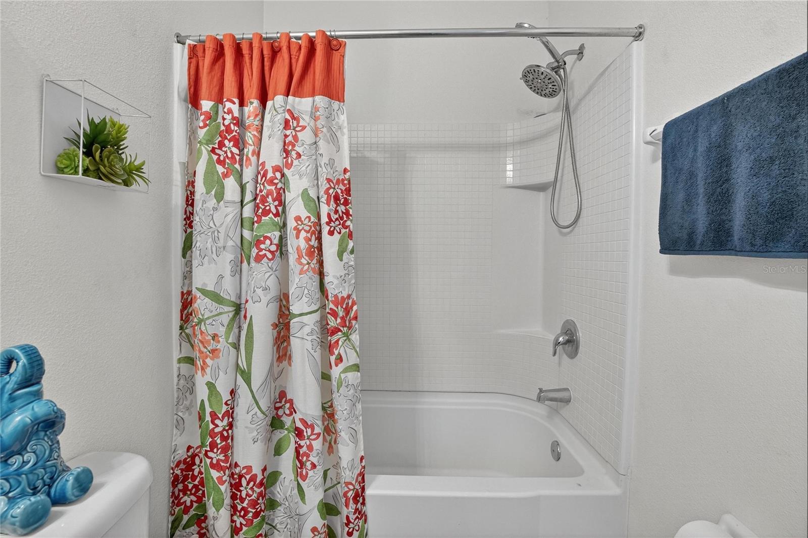 Listing photo id 35 for 8647 Falling Blue Place