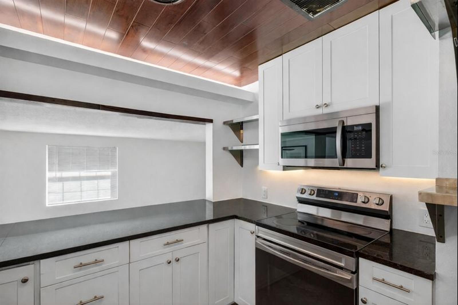 Image 13 of 43 For 1331 Milton Street