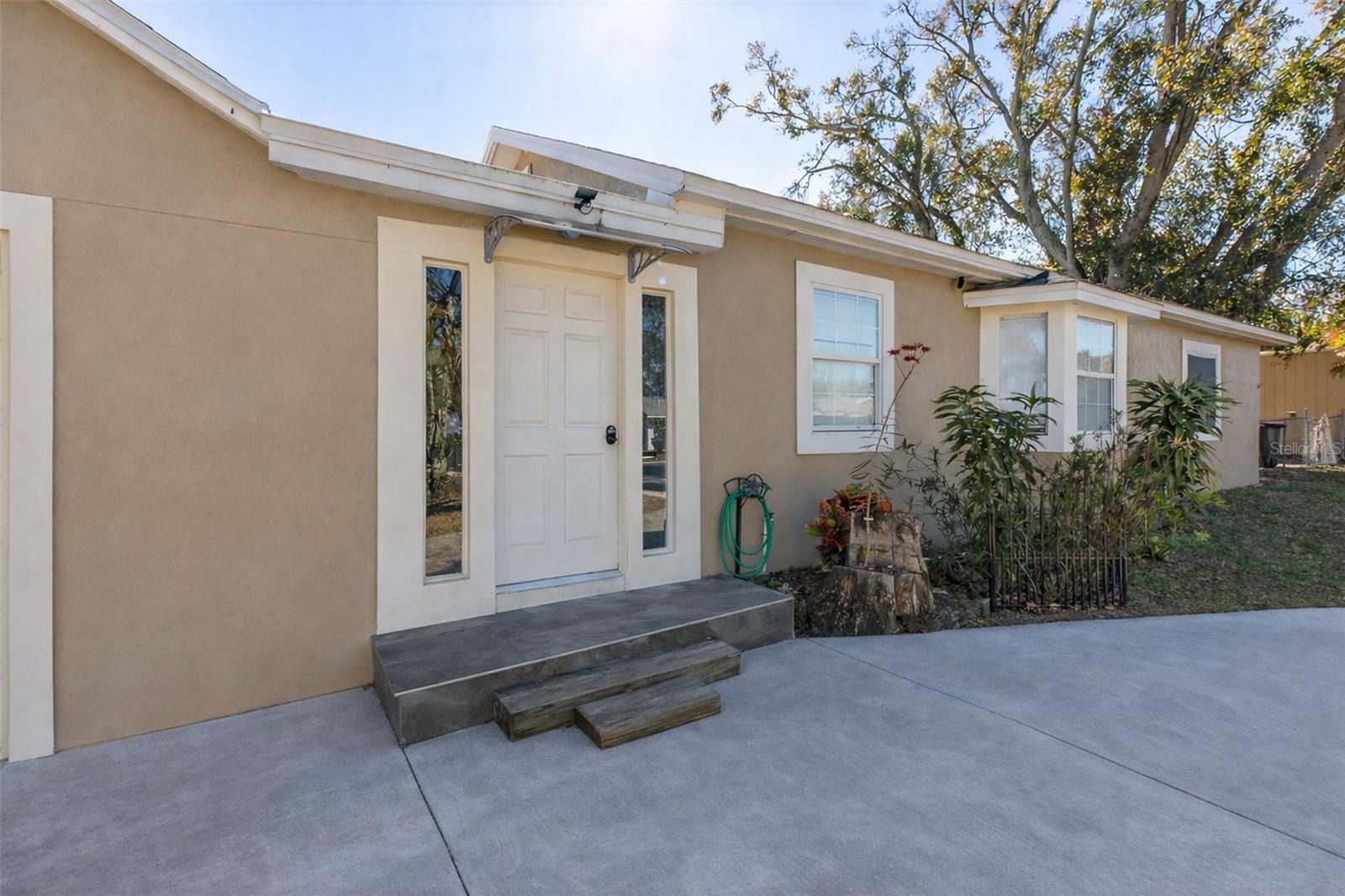 Image 2 of 43 For 1331 Milton Street