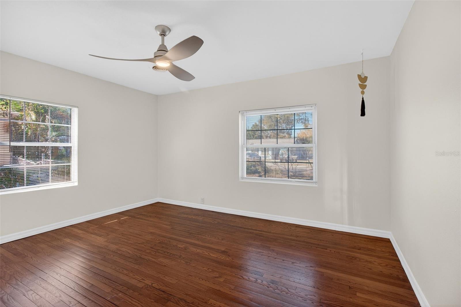 Image 21 of 43 For 1331 Milton Street