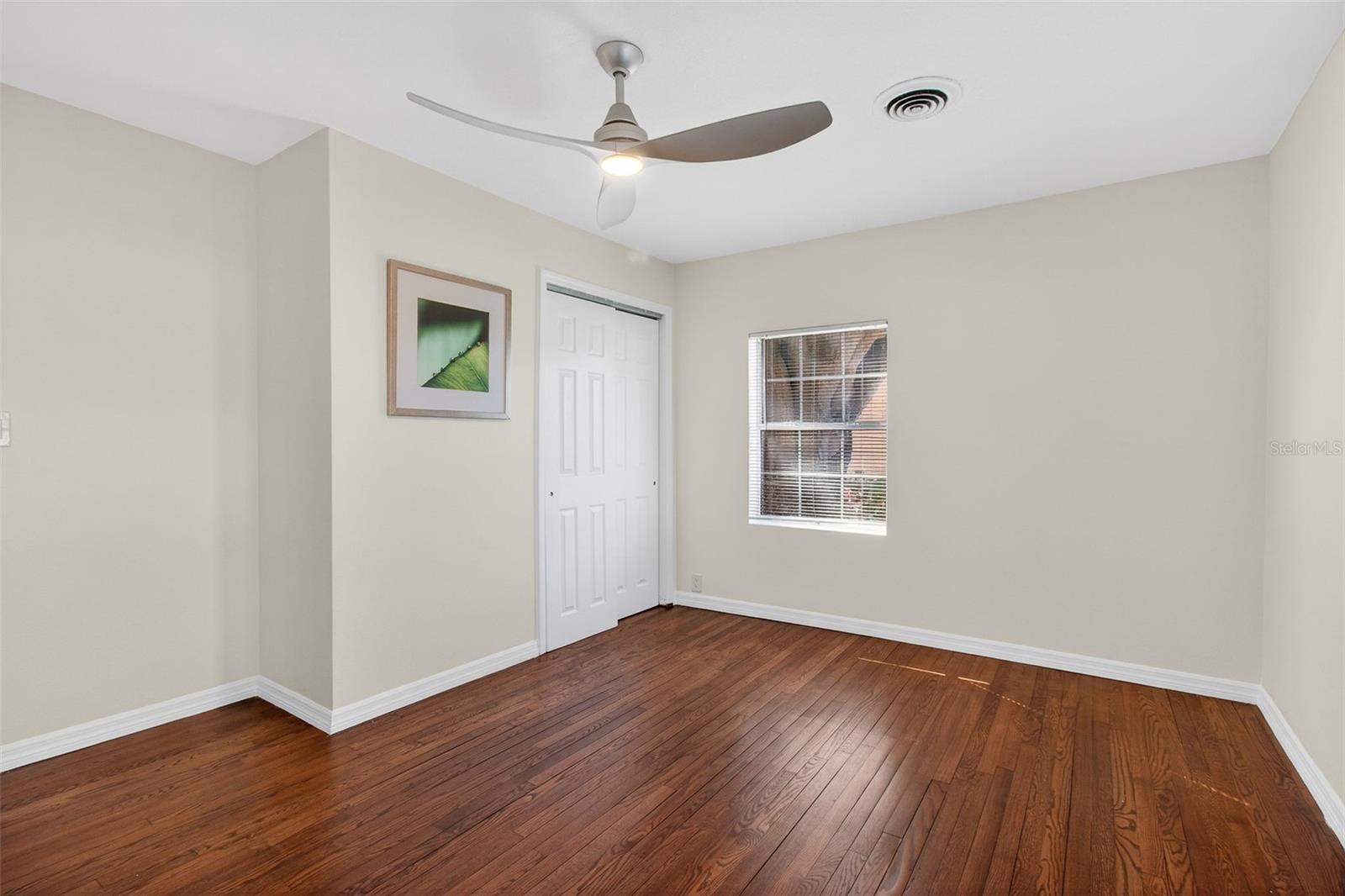 Image 22 of 43 For 1331 Milton Street