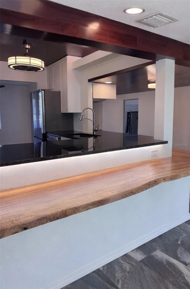 Image 38 of 43 For 1331 Milton Street