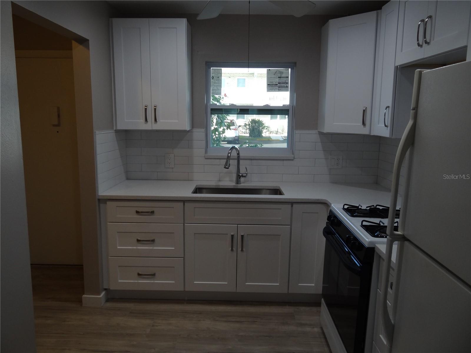 Image 5 of 21 For 5287 81st Street 2