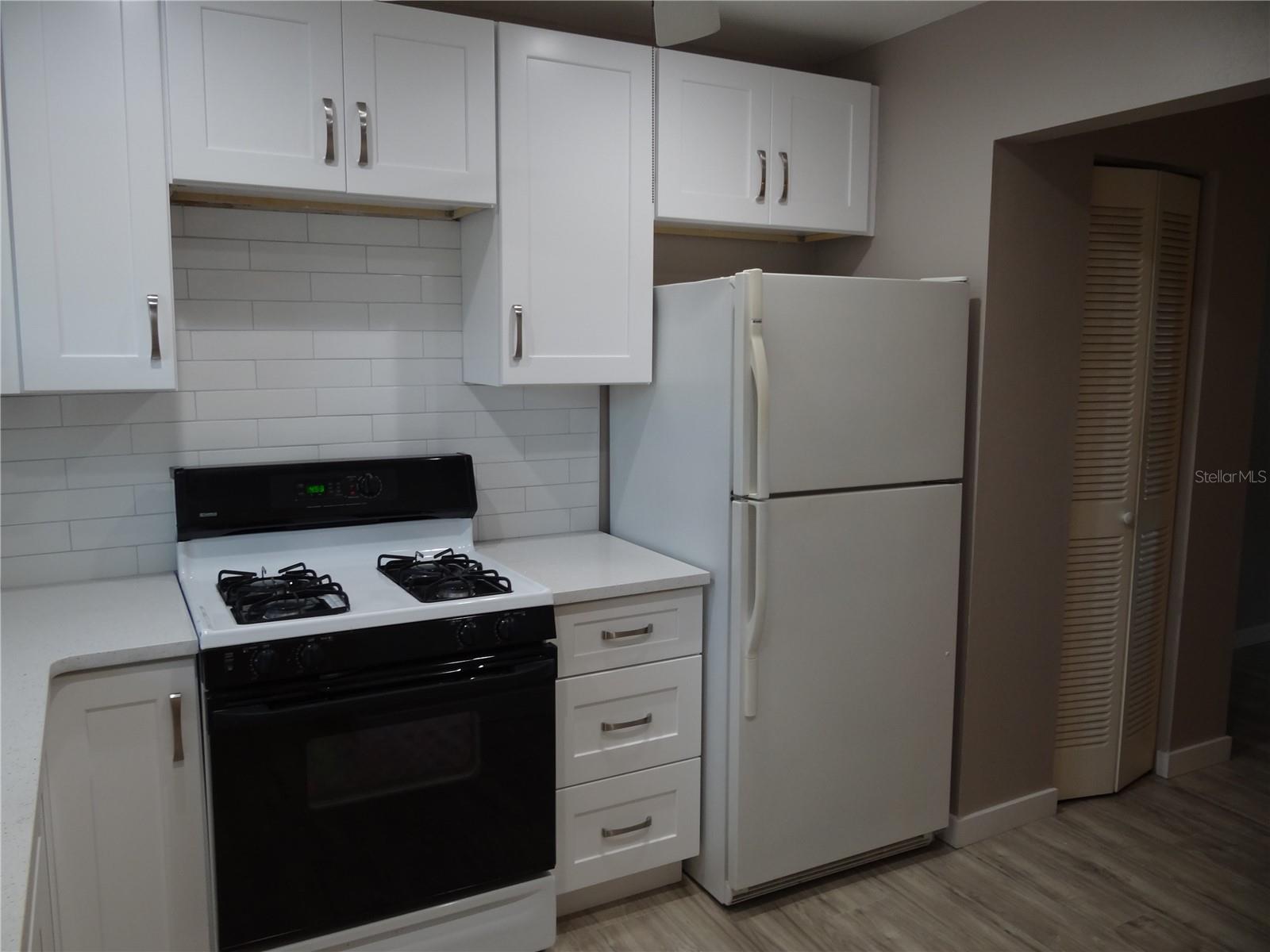 Image 6 of 21 For 5287 81st Street 2