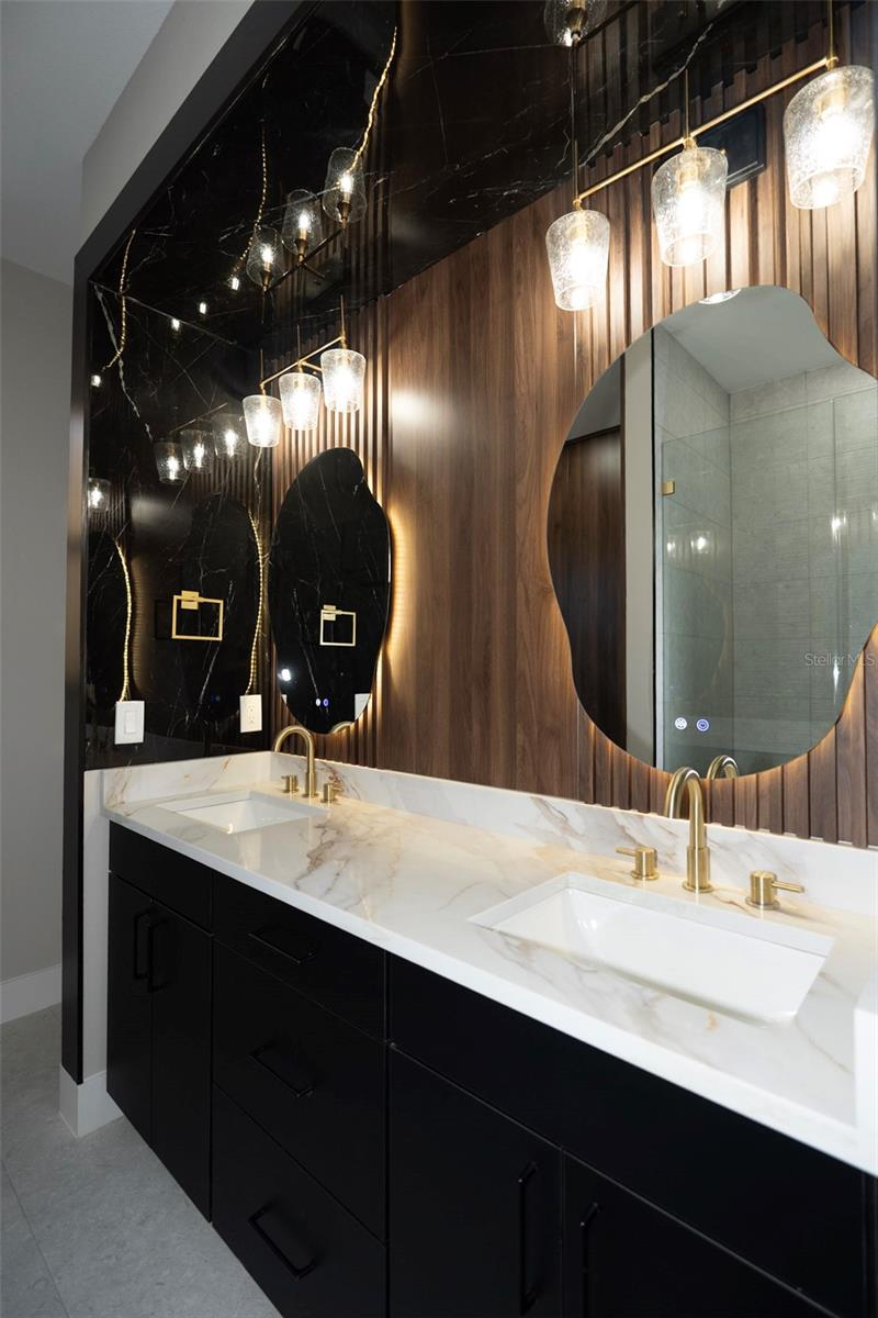 Image 41 of 50 For 7609 Amherst Street