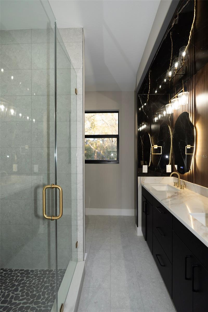 Image 42 of 50 For 7609 Amherst Street