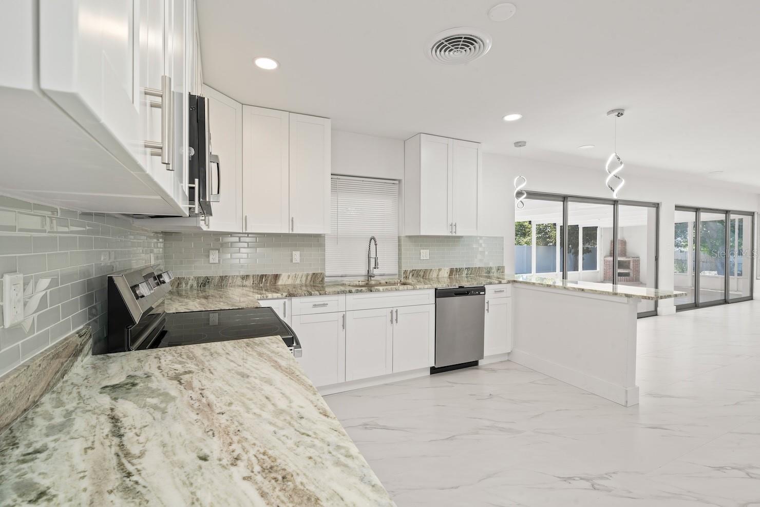 Image 12 of 50 For 1545 Bonair Street