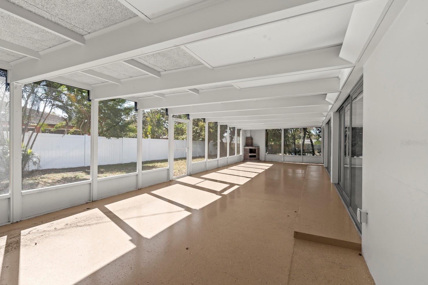 Image 21 of 50 For 1545 Bonair Street