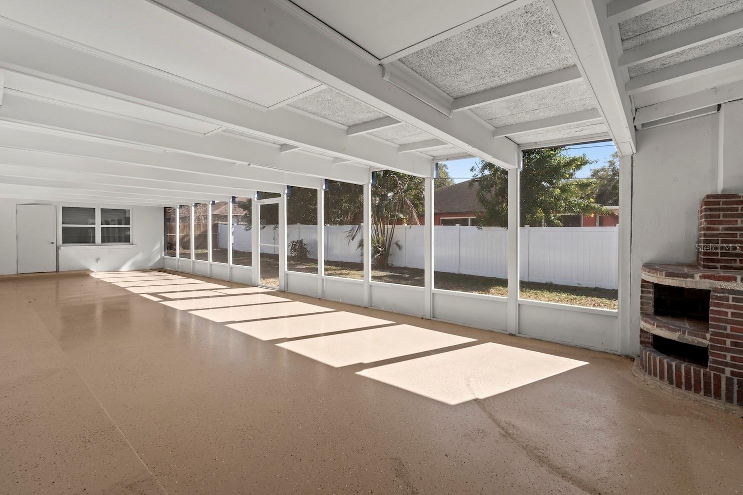 Image 23 of 50 For 1545 Bonair Street