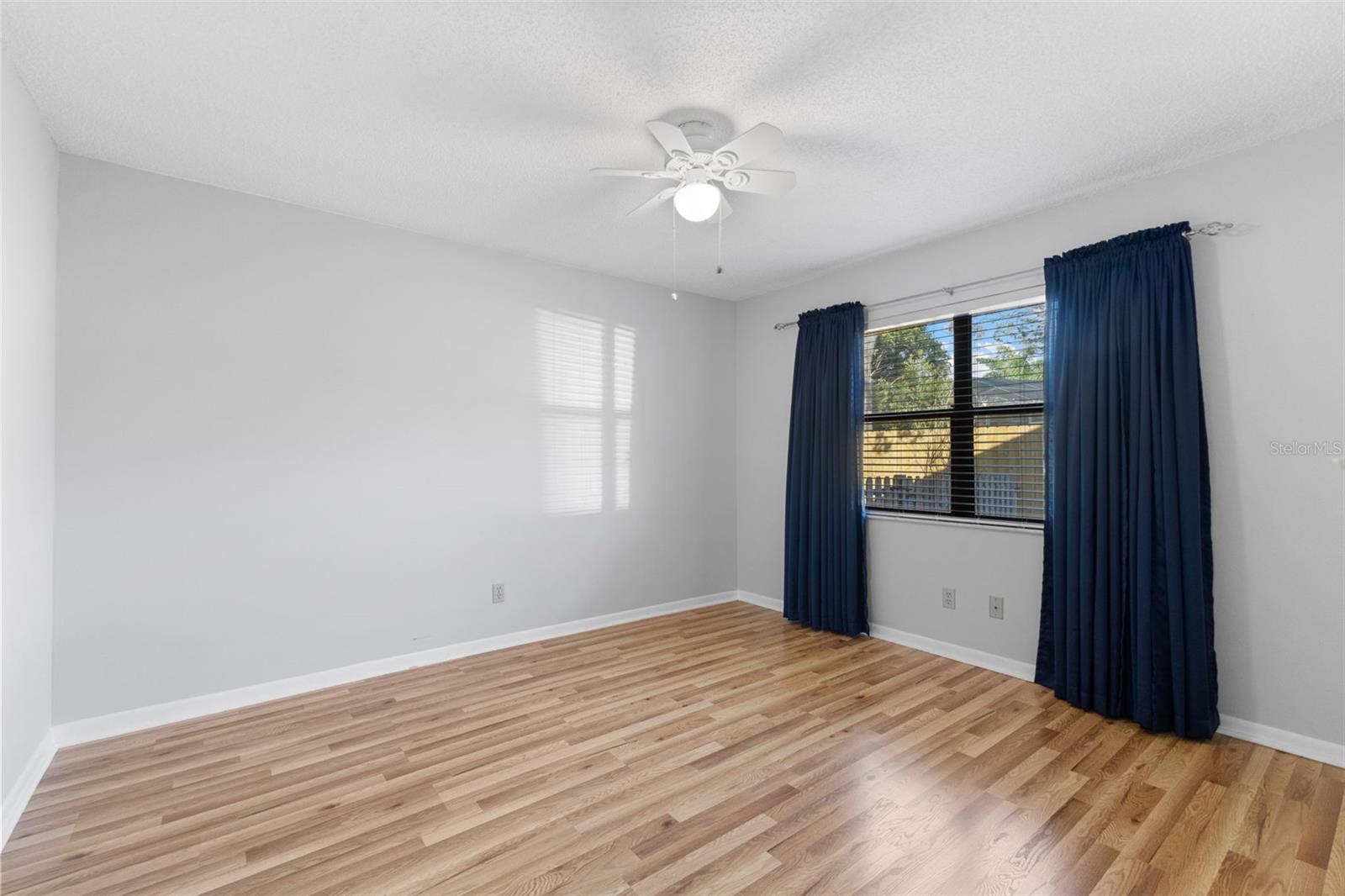 Image 21 of 31 For 2700 Sedgefield Court E