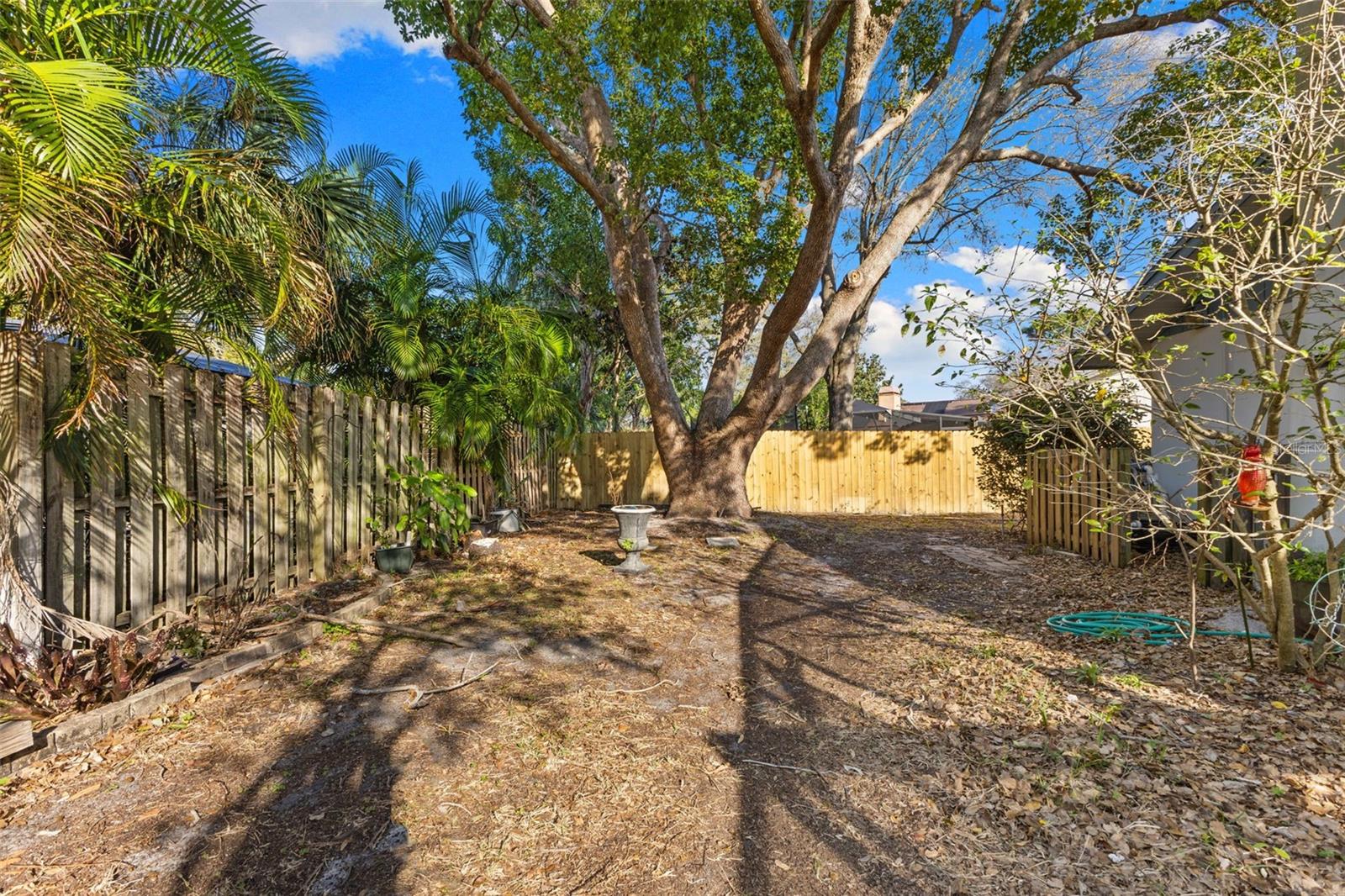 Image 28 of 31 For 2700 Sedgefield Court E