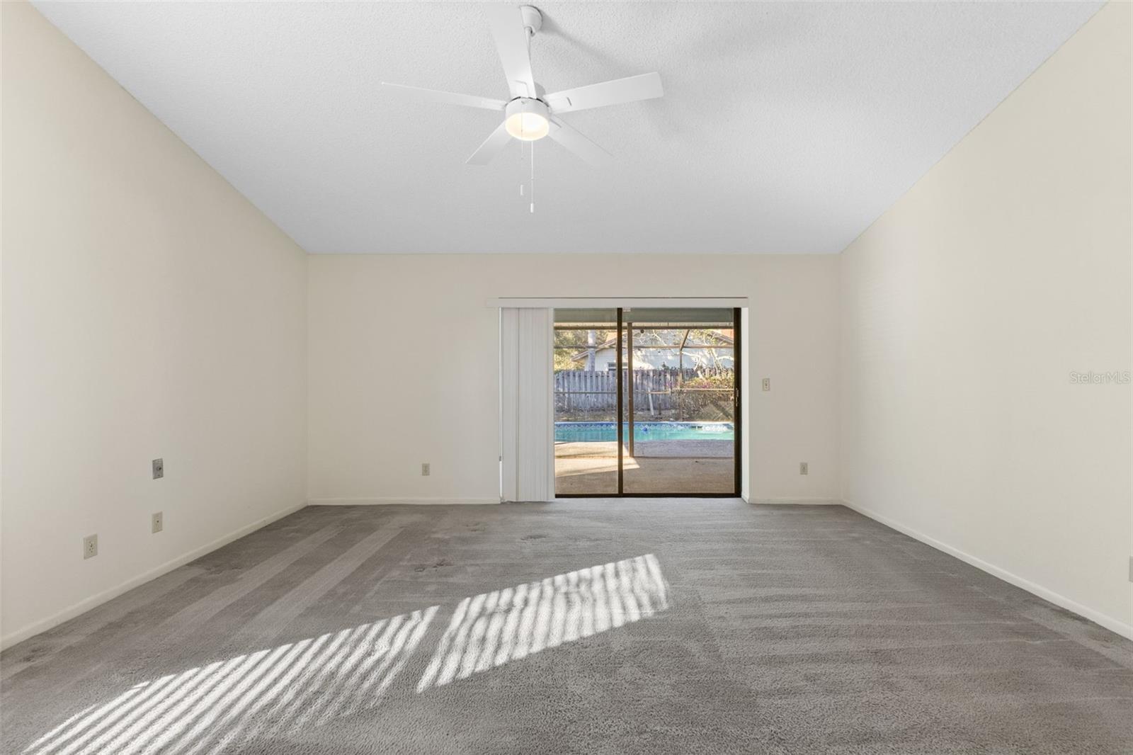 Image 4 of 31 For 2700 Sedgefield Court E