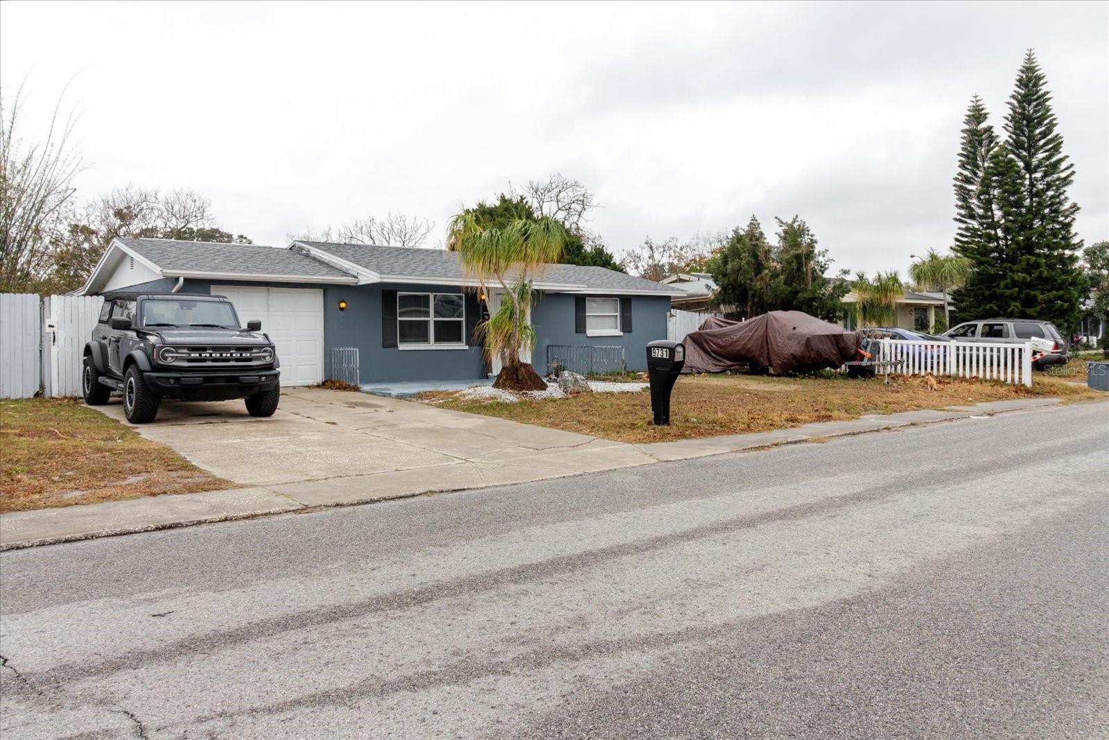 Image 10 of 78 For 9731 Rainbow Lane