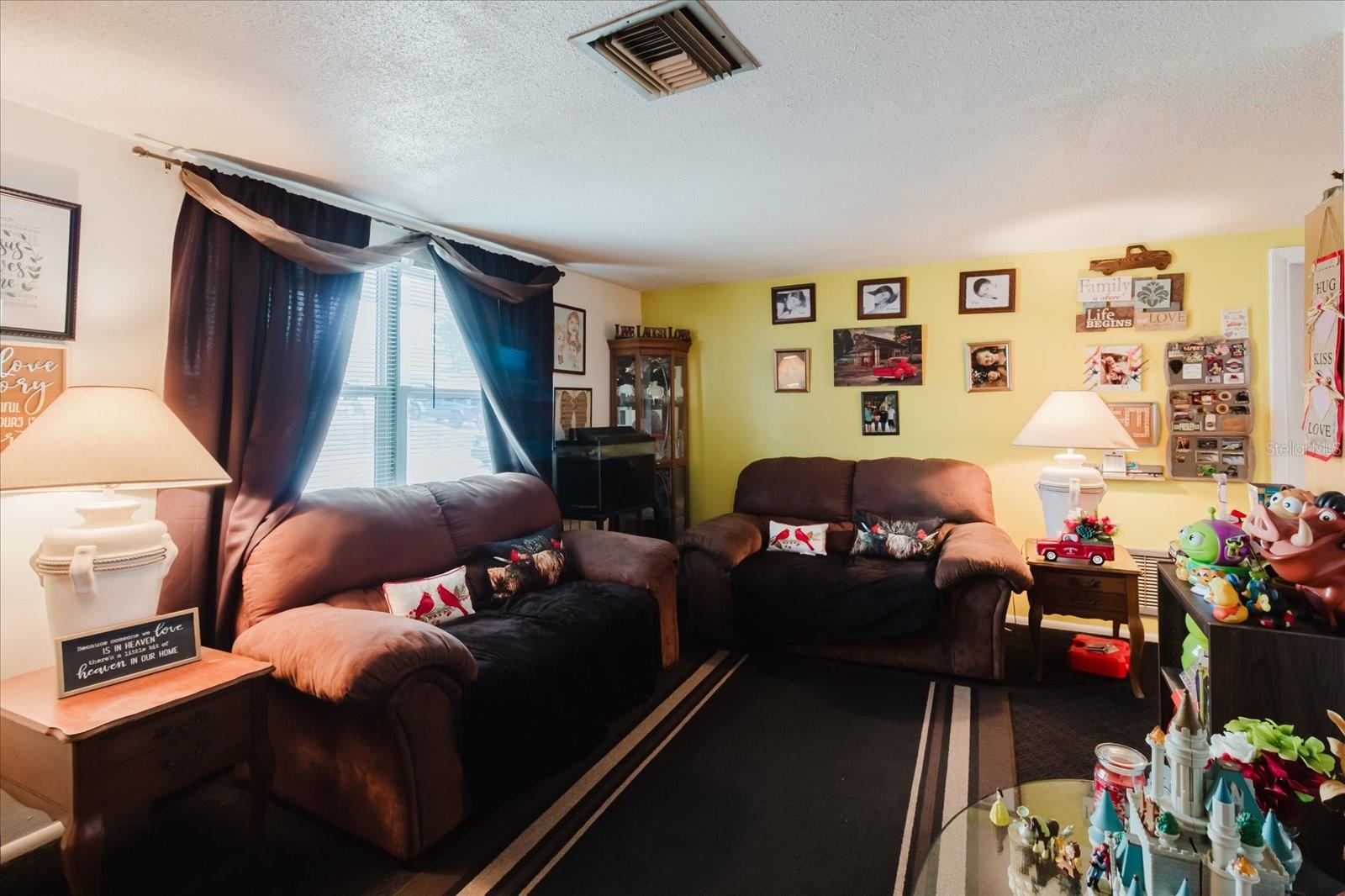 Image 19 of 78 For 9731 Rainbow Lane