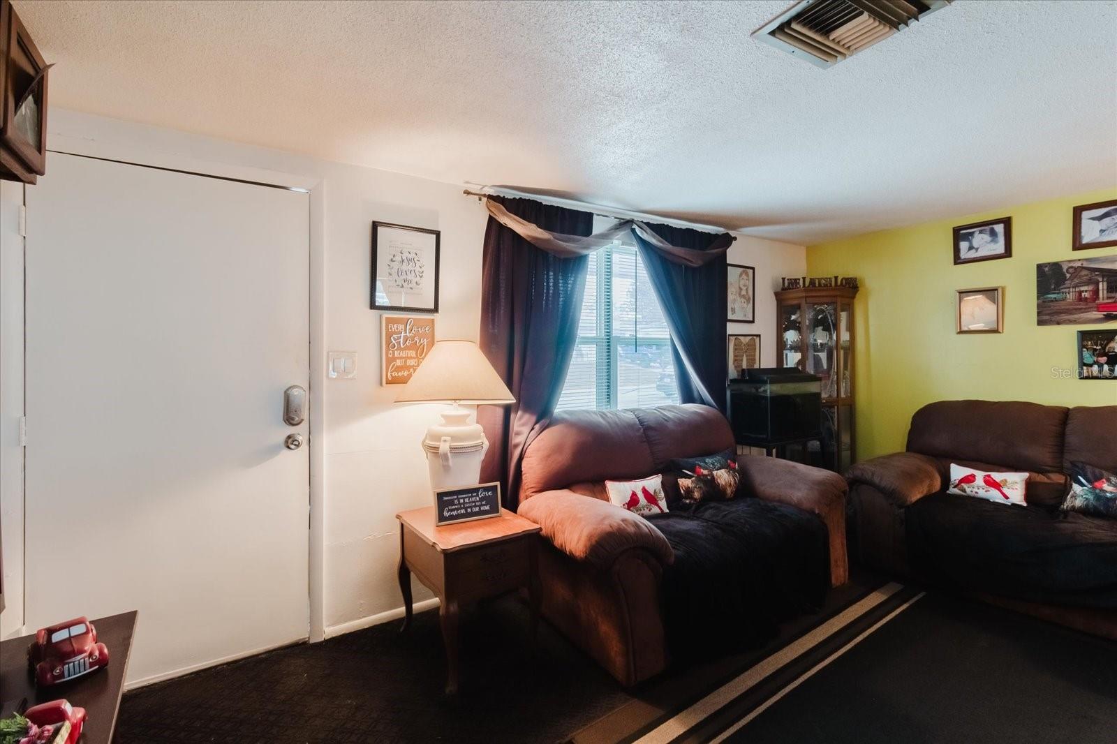 Image 20 of 78 For 9731 Rainbow Lane