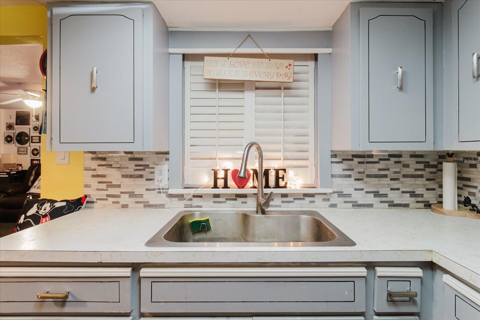 Image 29 of 78 For 9731 Rainbow Lane