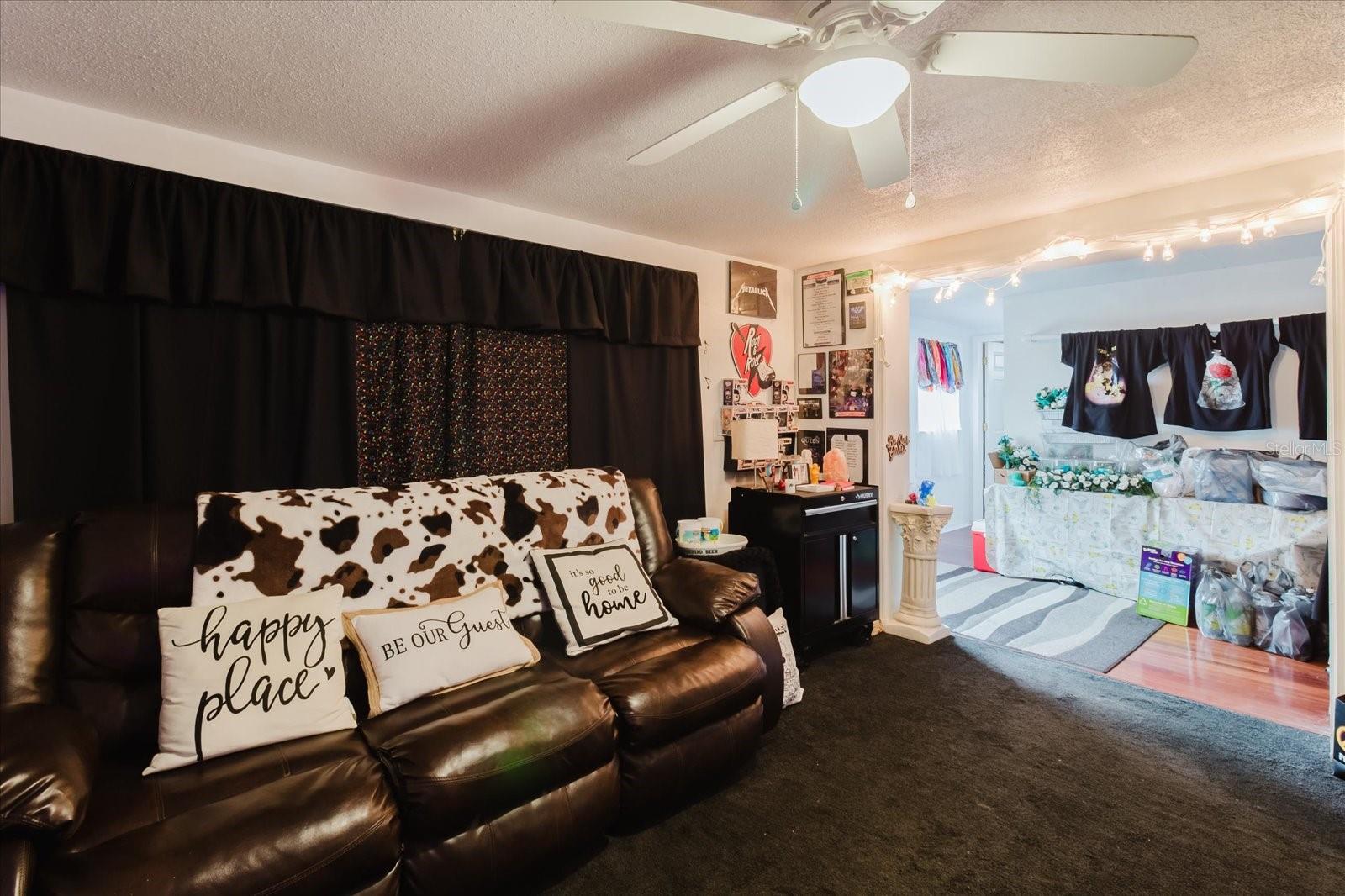 Image 36 of 78 For 9731 Rainbow Lane