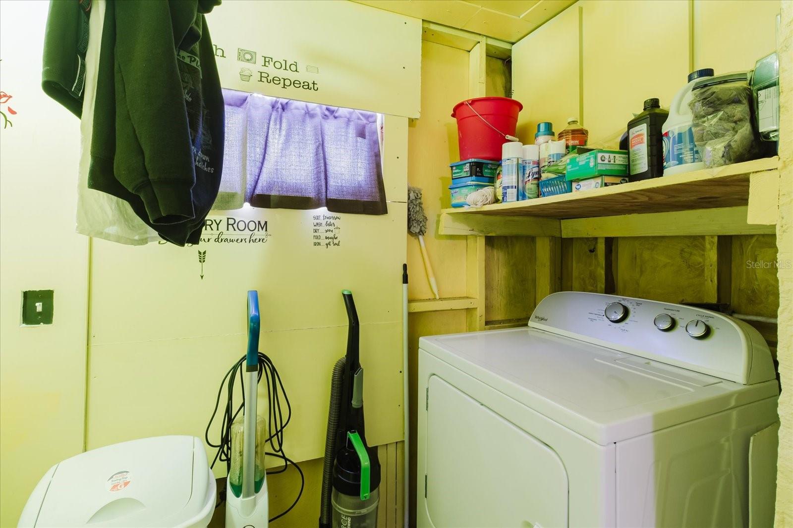 Image 52 of 78 For 9731 Rainbow Lane