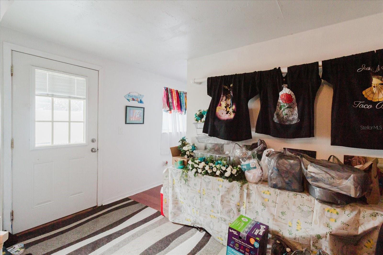 Image 54 of 78 For 9731 Rainbow Lane