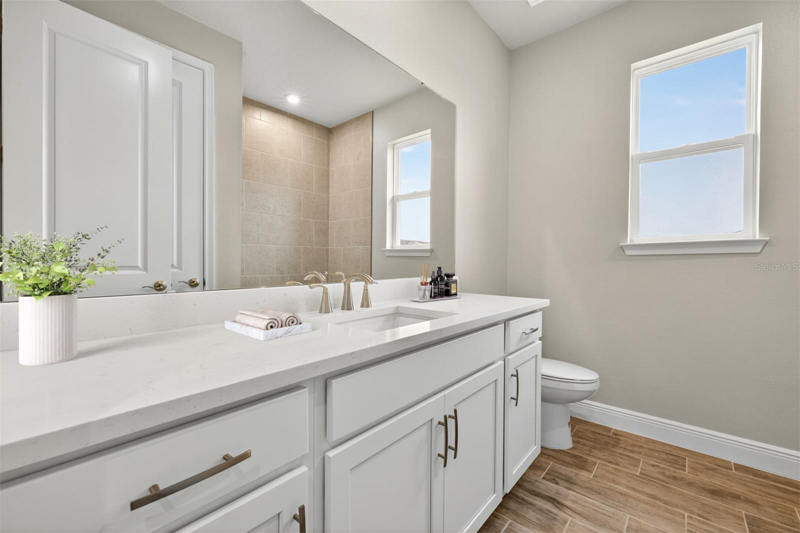 Image 11 of 34 For 18448 Vista Park Terrace