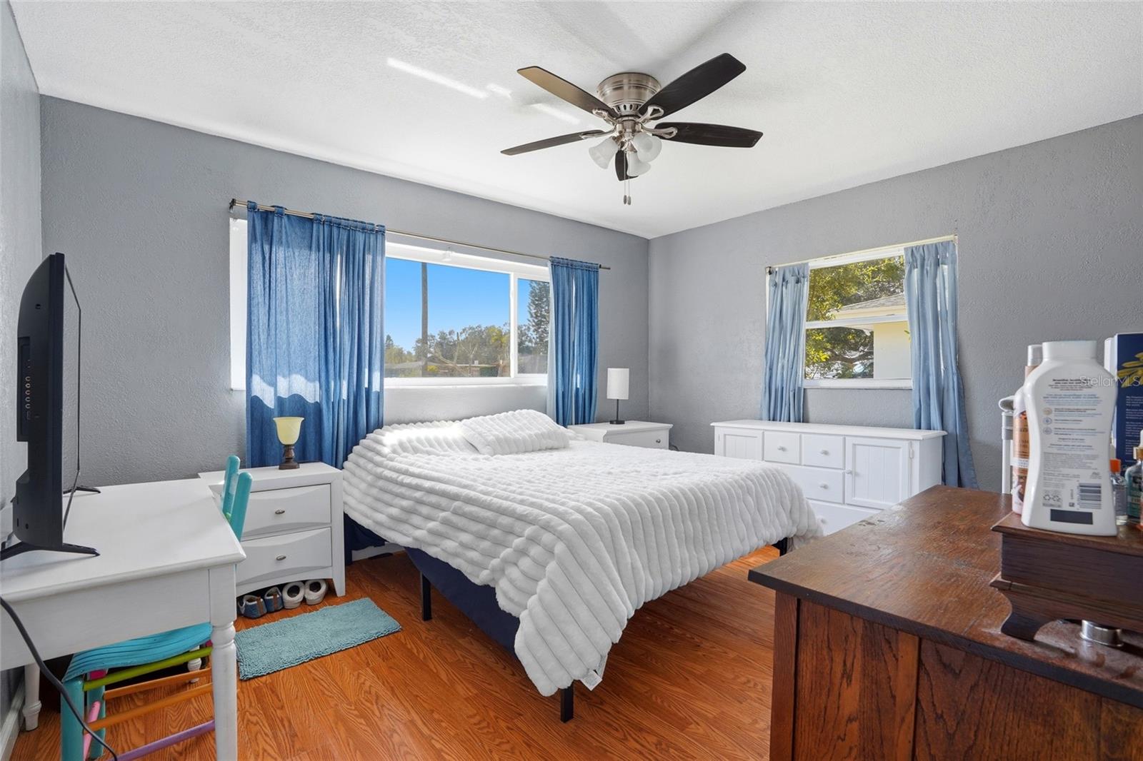 Image 16 of 40 For 2601 Oakwood Drive