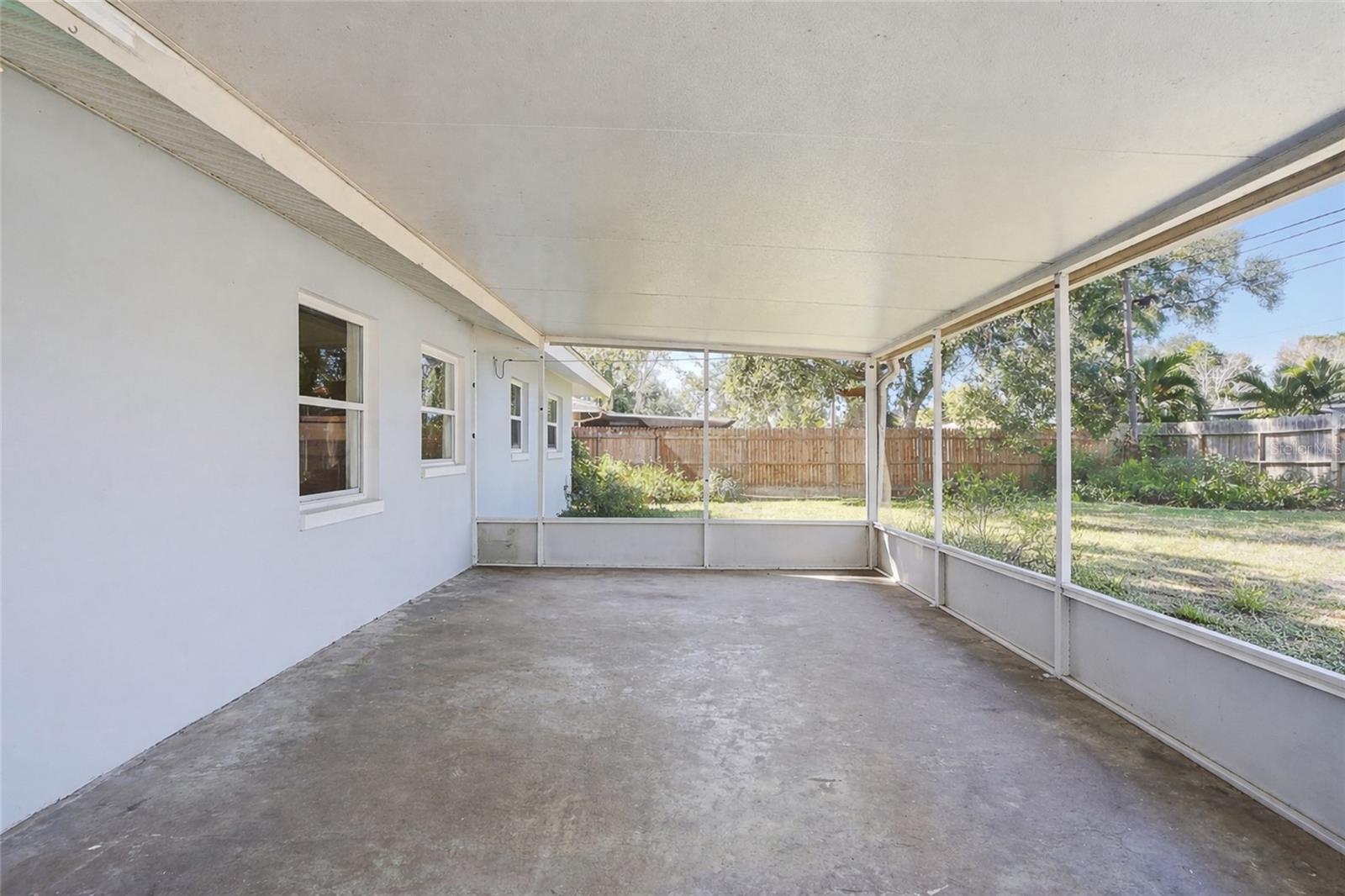 Image 27 of 40 For 2601 Oakwood Drive