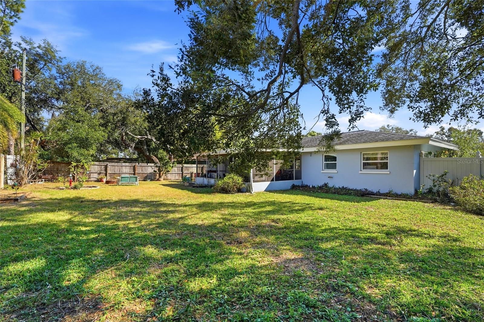 Image 32 of 40 For 2601 Oakwood Drive