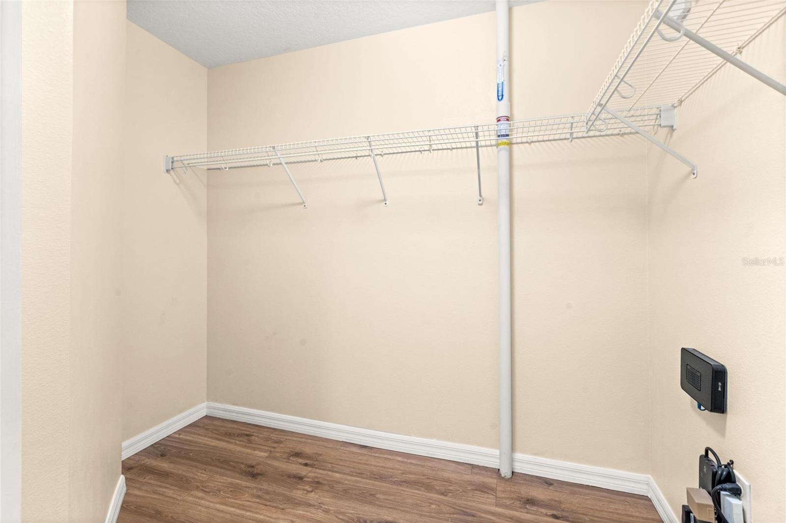 Image 29 of 43 For 1525 Crooked Stick Drive