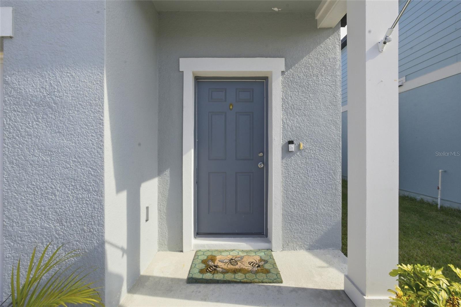 Image 3 of 29 For 831 Sunlit Coral Street