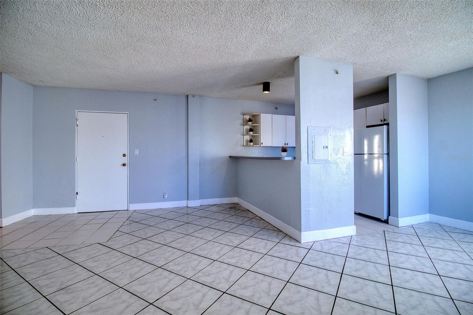 Image 3 of 33 For 3315 58 Avenue S 608