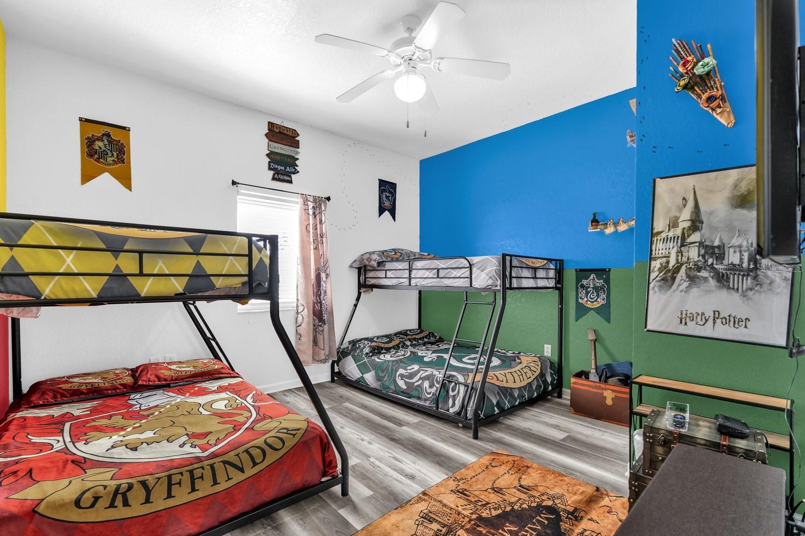 Image 16 of 25 For 8112 Poinciana Blvd  1214