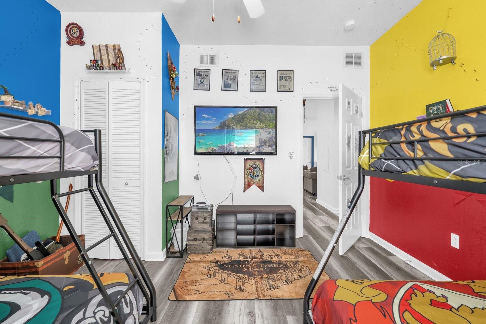 Image 17 of 25 For 8112 Poinciana Blvd  1214