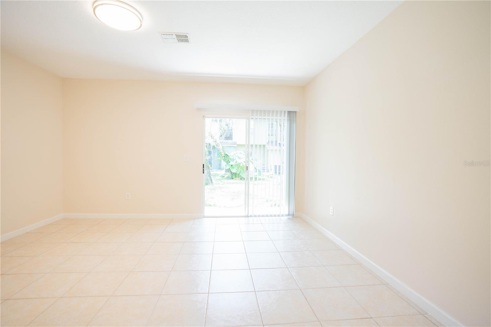 Image 14 of 41 For 5828 Nature Terrace Cove