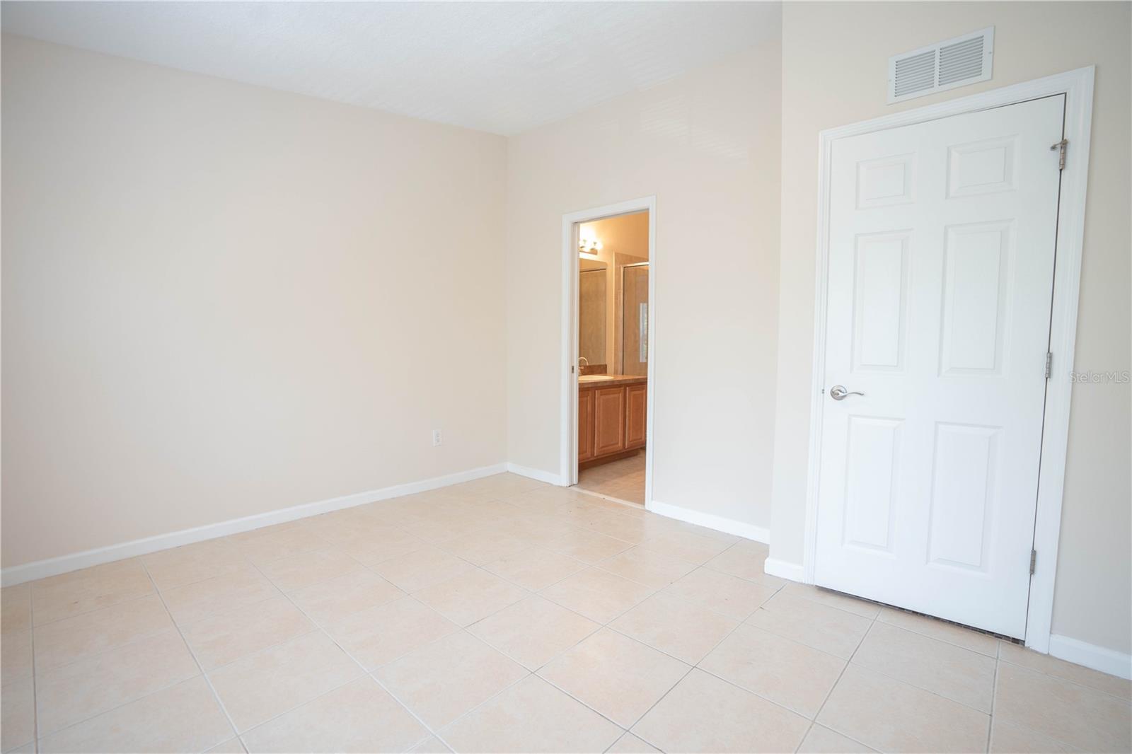 Image 22 of 41 For 5828 Nature Terrace Cove