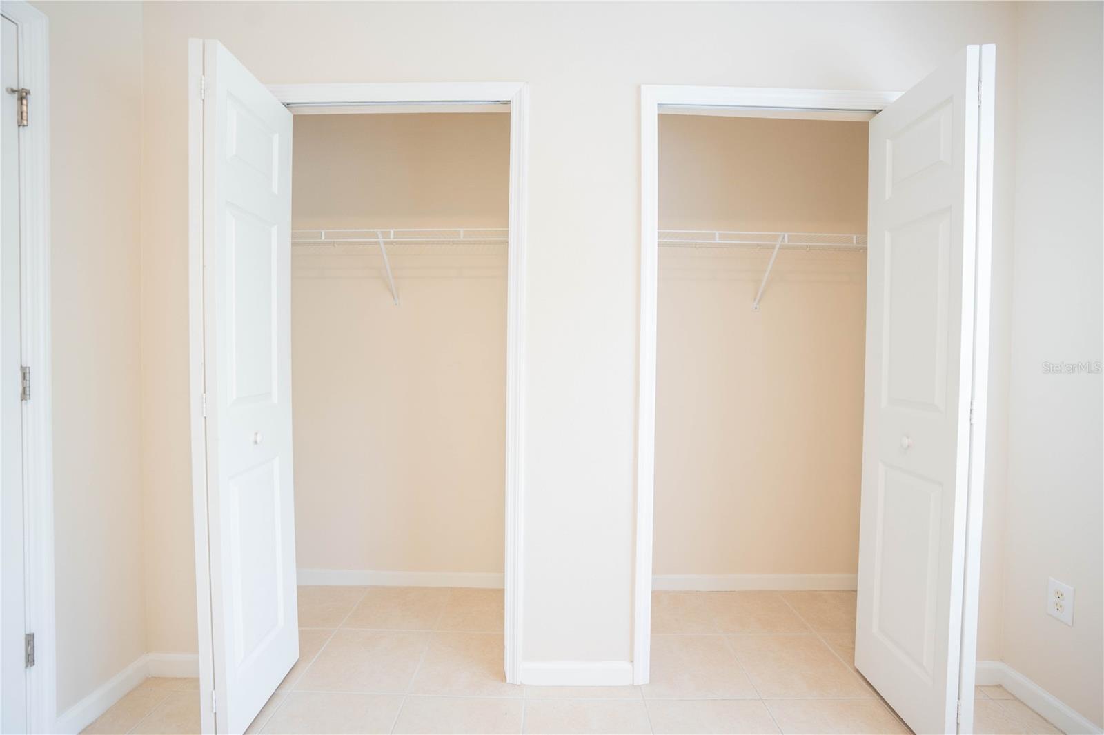 Image 25 of 41 For 5828 Nature Terrace Cove