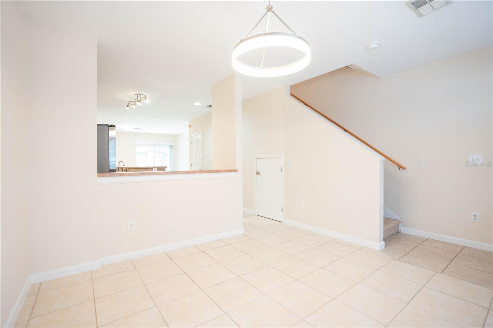 Image 4 of 41 For 5828 Nature Terrace Cove