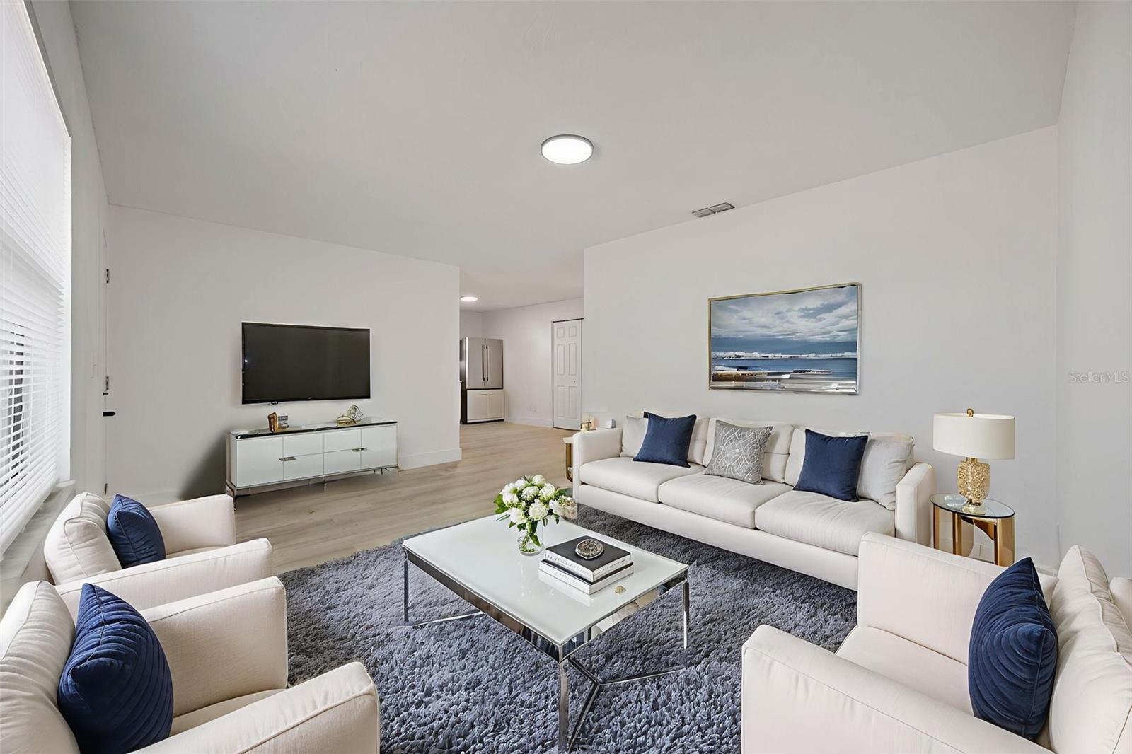 Image 10 of 47 For 3638 14th Avenue S