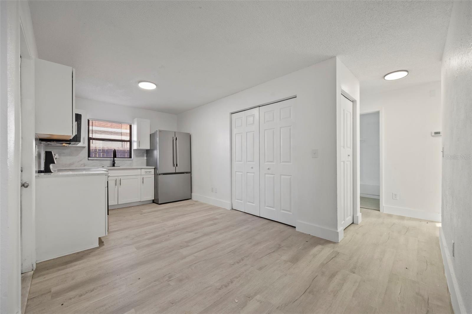 Image 11 of 47 For 3638 14th Avenue S