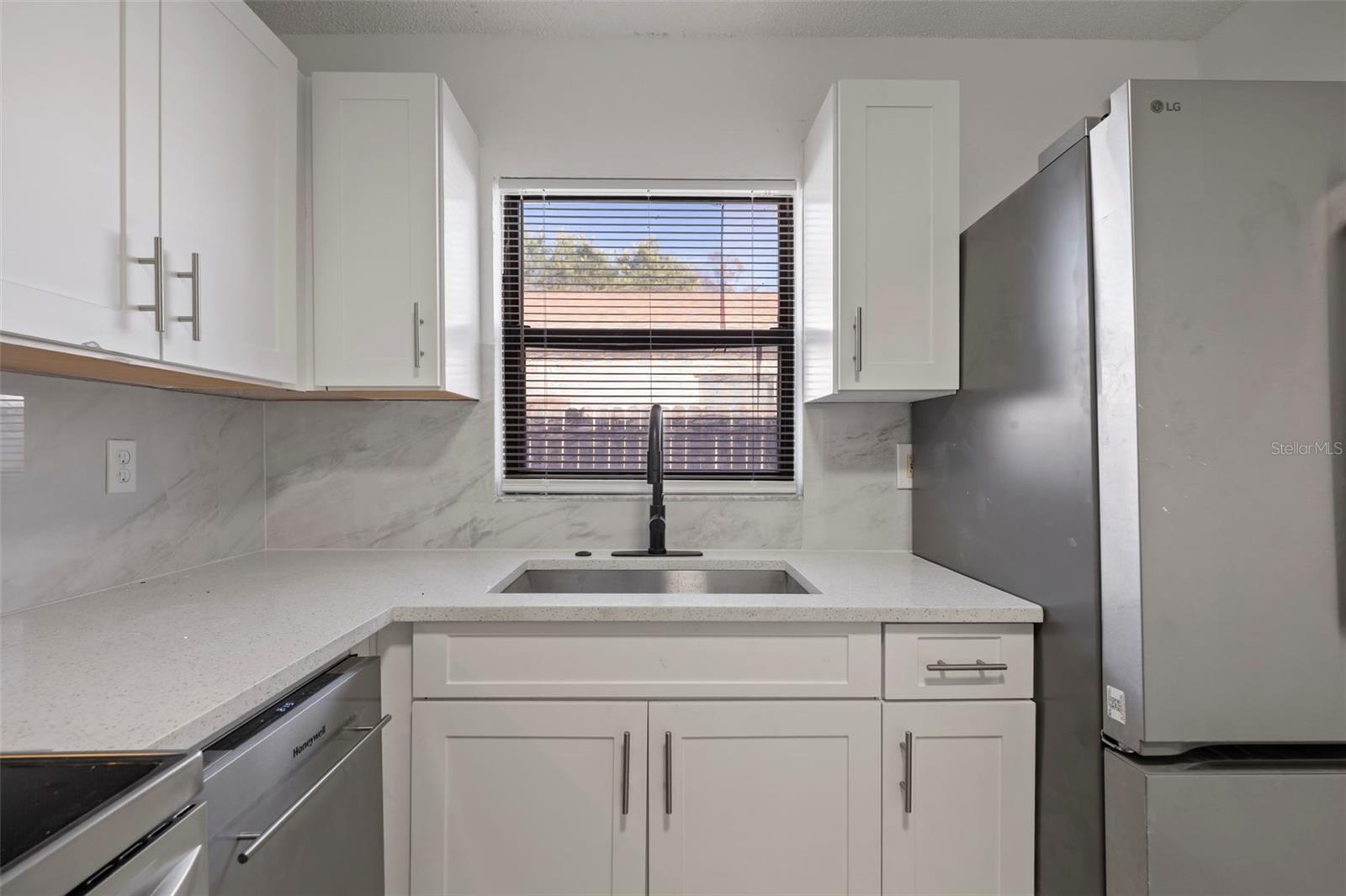 Image 14 of 47 For 3638 14th Avenue S