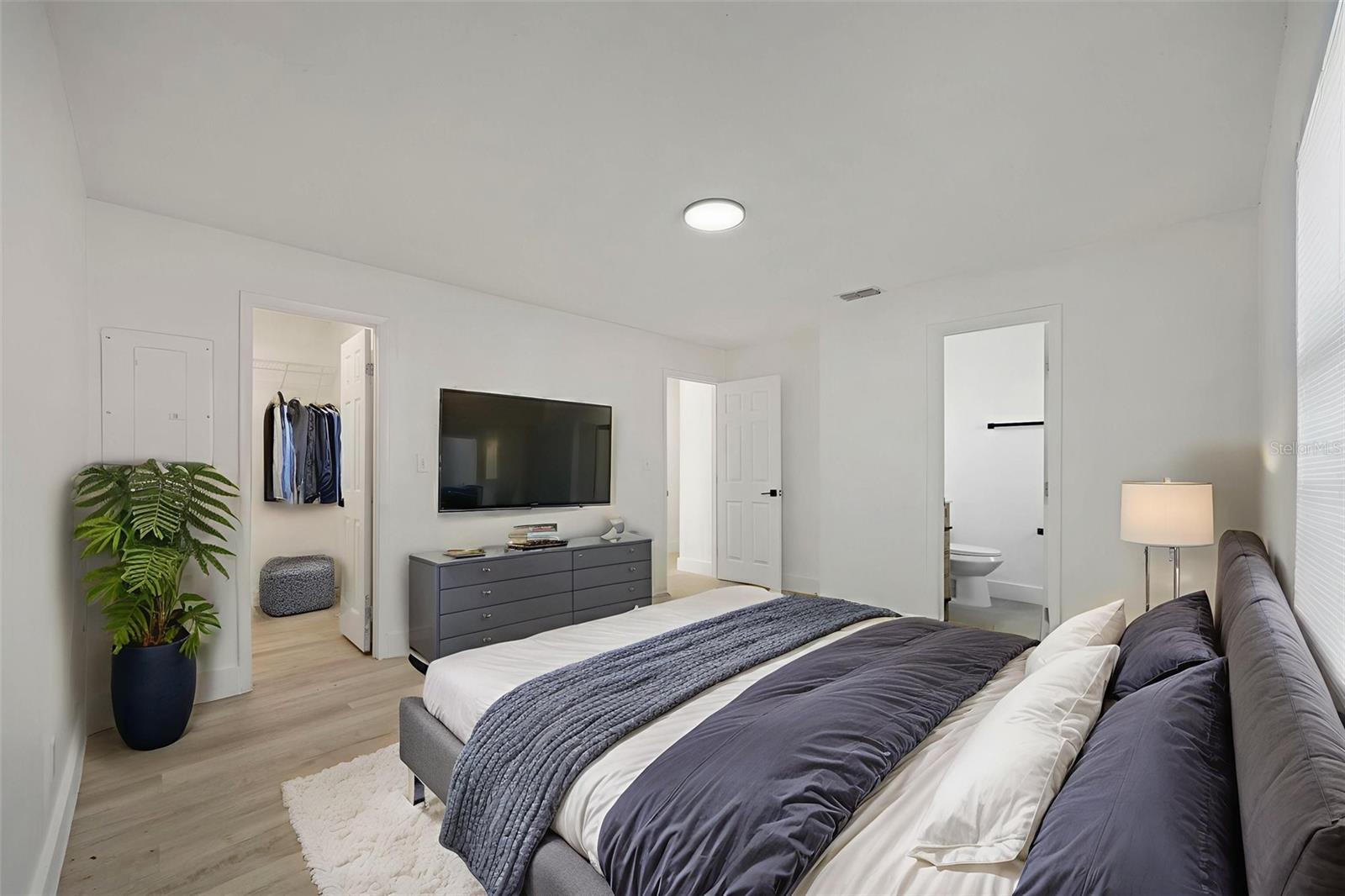 Image 19 of 47 For 3638 14th Avenue S