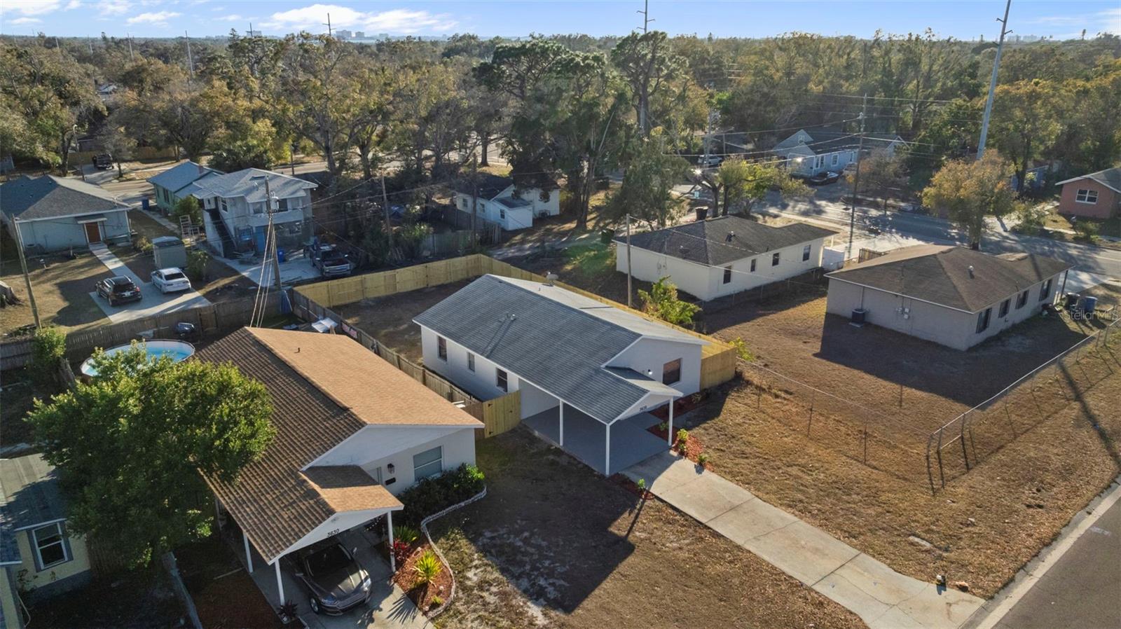 Image 41 of 47 For 3638 14th Avenue S