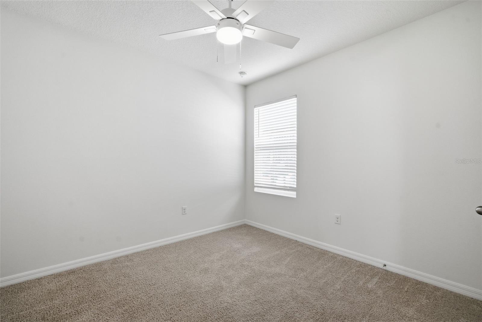 Image 16 of 68 For 11106 Leland Groves Drive