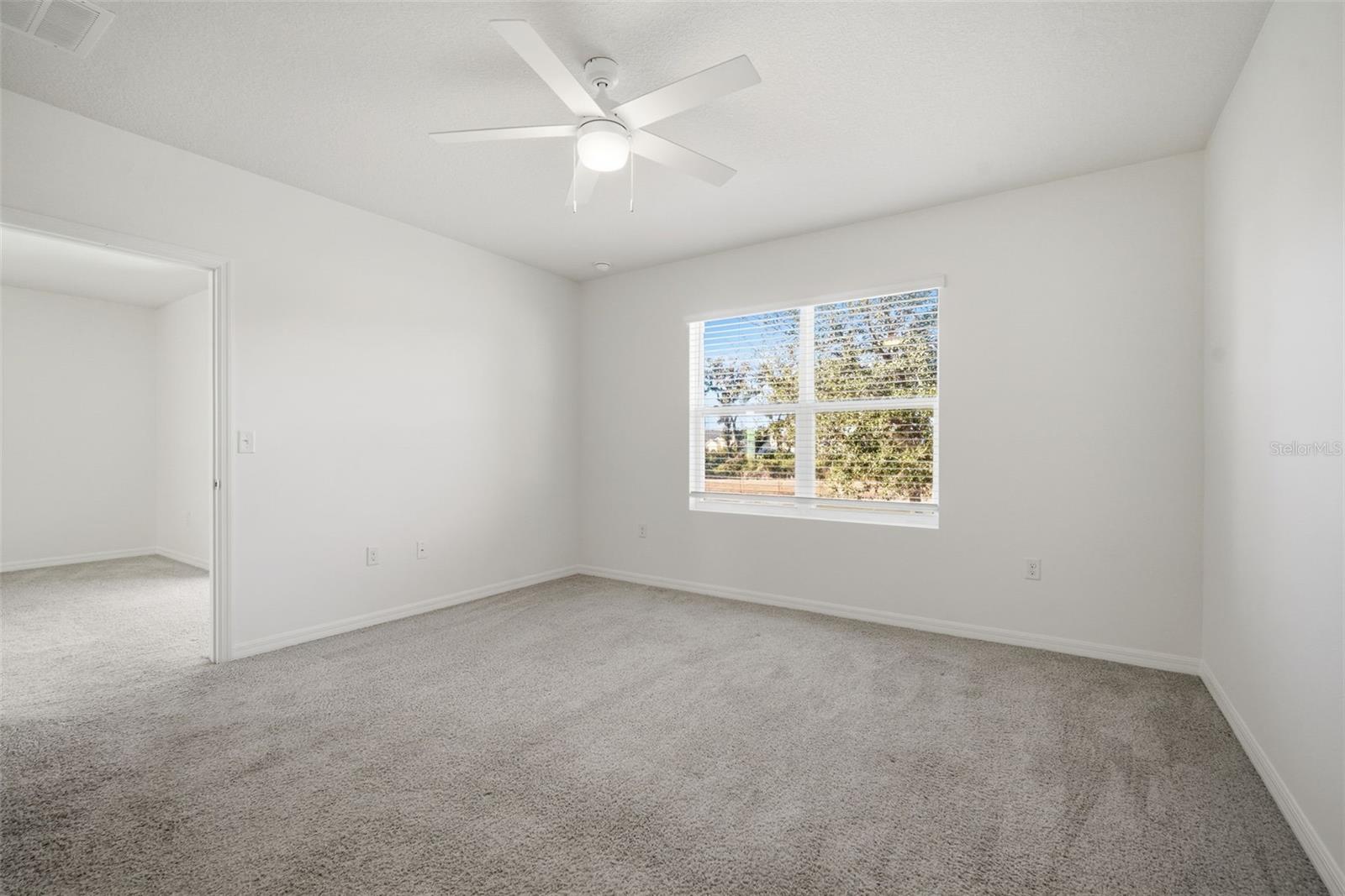 Image 21 of 68 For 11106 Leland Groves Drive